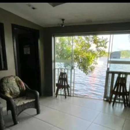 Lakehouse 24Hs Hostel Lagoa Conceicao Florianopolis Exterior photo