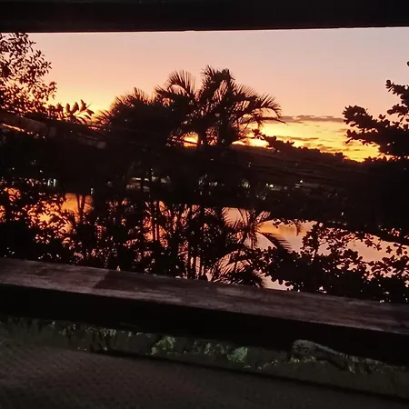 Lakehouse 24Hs Hostel Lagoa Conceicao Florianopolis Exterior photo